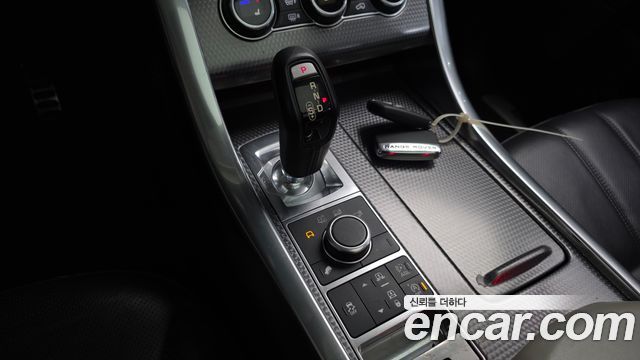 Land Rover Range Rover Sport 2016 — photo 9
