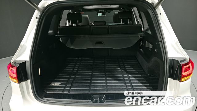 Mercedes-Benz GLB-Class 2022 — photo 20