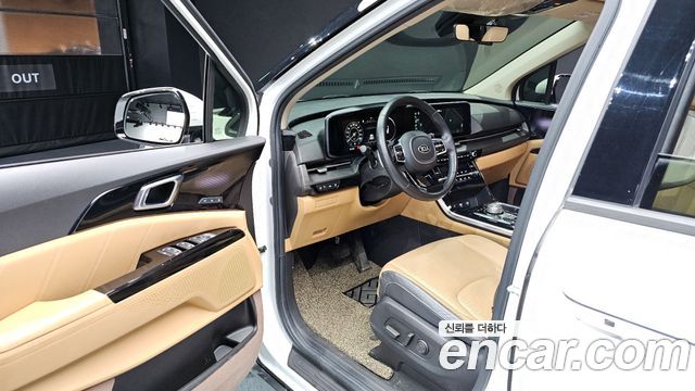 Kia Canival 2021 — photo 11