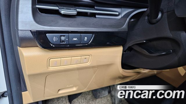 Kia Canival 2021 — photo 14