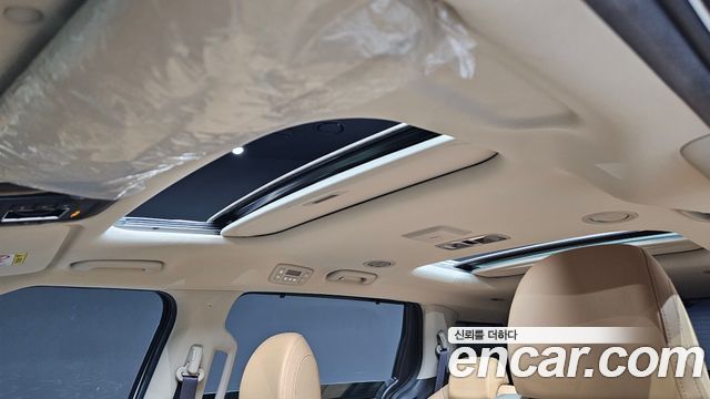Kia Canival 2021 — photo 19