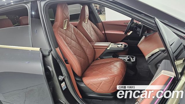 BMW iX 2022 — photo 11