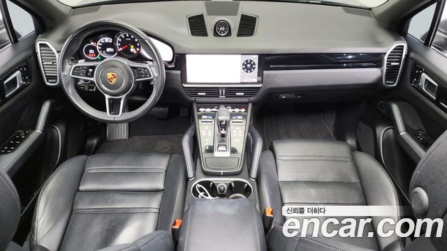 Porsche Cayenne 2021 — photo 7