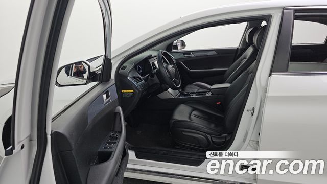 Hyundai Sonata 2017 — photo 10