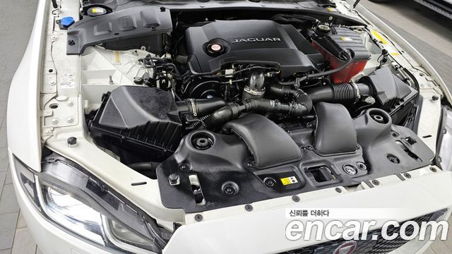 Jaguar XJ 2019 — photo 6