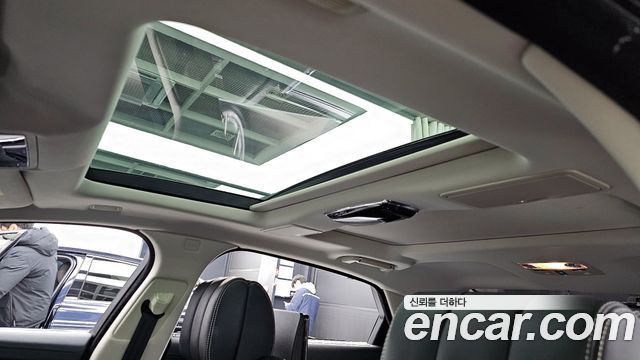 Jaguar XJ 2019 — photo 19