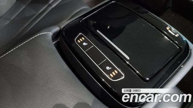 Genesis G80 2022 — photo 19