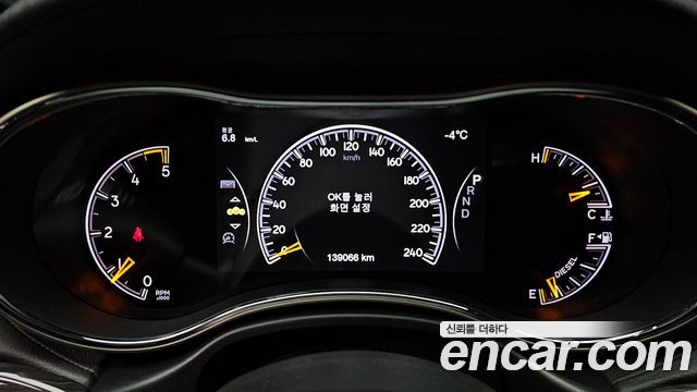 Jeep Cherokee 2017 — photo 8