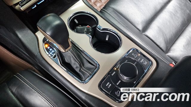 Jeep Cherokee 2017 — photo 9