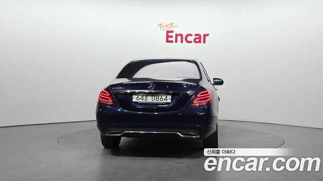 Mercedes-Benz C-Class 2016 — photo 4