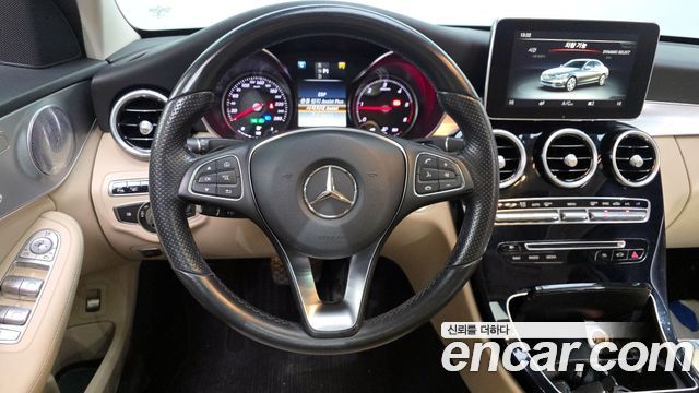 Mercedes-Benz C-Class 2016 — photo 13