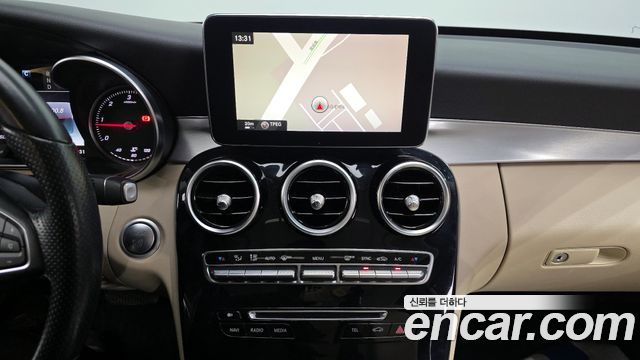 Mercedes-Benz C-Class 2016 — photo 14