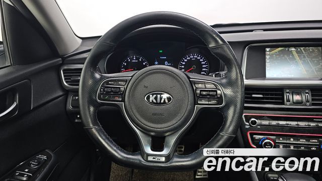 Kia K5 2016 — photo 13