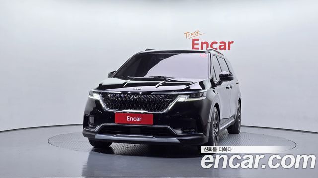 Kia Canival 2021 — photo 3