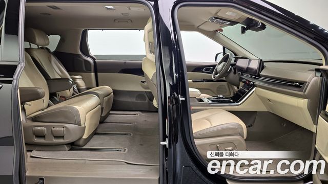 Kia Canival 2021 — photo 10