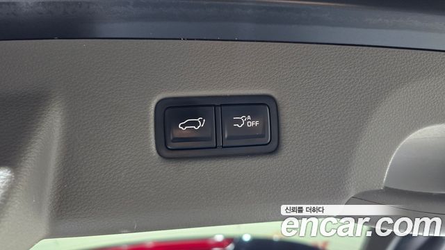 Kia Canival 2021 — photo 18