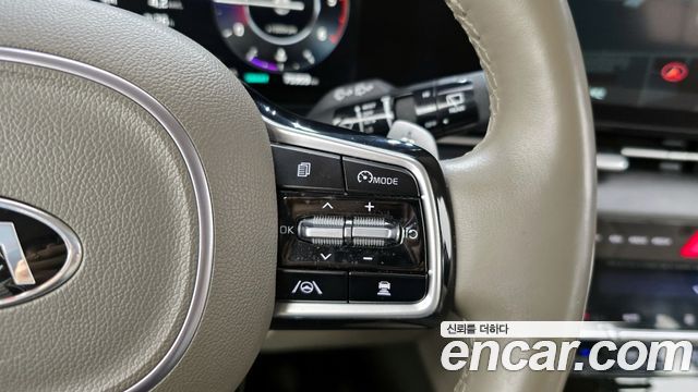Kia Canival 2021 — photo 19
