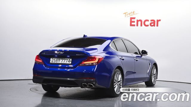 Genesis G70 2019 — photo 2