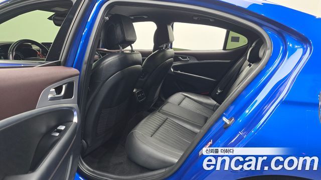 Genesis G70 2019 — photo 12