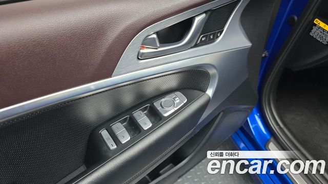 Genesis G70 2019 — photo 17