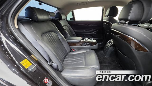 Genesis G90 2019 — photo 19