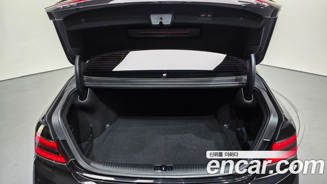 Genesis G90 2019 — photo 20