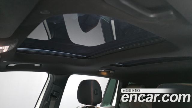 Mercedes-Benz GLB-Class 2022 — photo 19