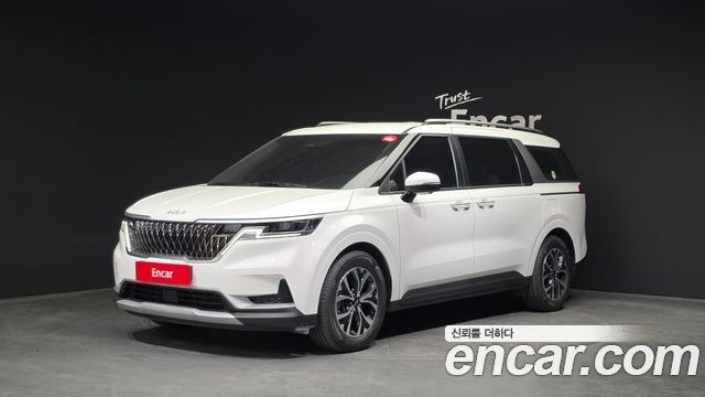Kia Canival 2022 — photo 1