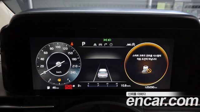Kia Canival 2022 — photo 8