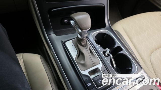 Kia Canival 2022 — photo 9