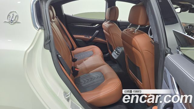 Maserati Ghibli 2020 — photo 12
