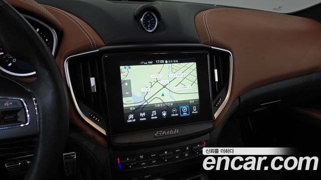 Maserati Ghibli 2020 — photo 14