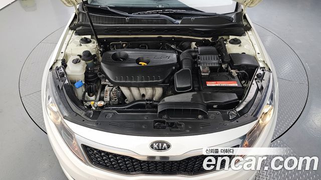Kia K5 2012 — photo 6