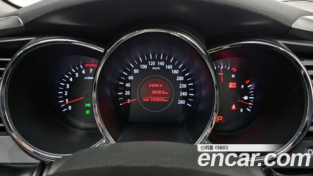 Kia K5 2012 — photo 8