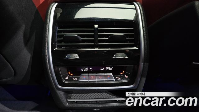 BMW X6 2020 — photo 17