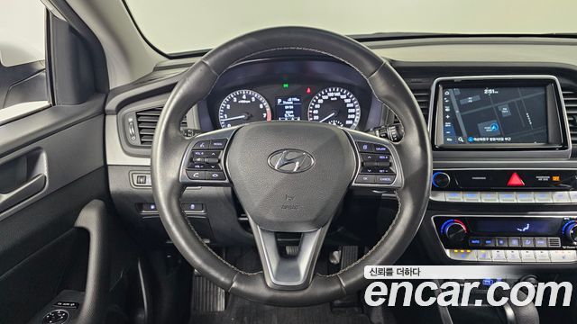 Hyundai Sonata 2018 — photo 14