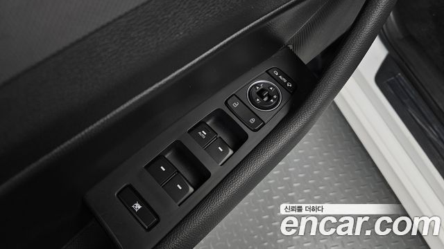 Hyundai Sonata 2018 — photo 17