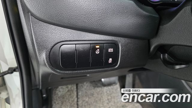 Kia Carens 2014 — photo 13