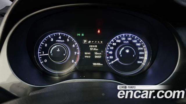 Hyundai Aslan 2015 — photo 8