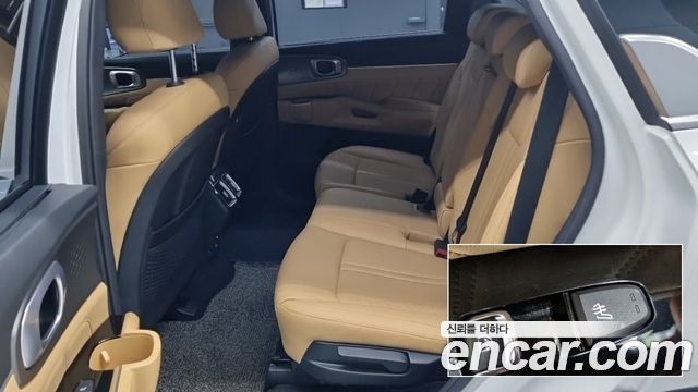 Kia Sorento 2022 — photo 11