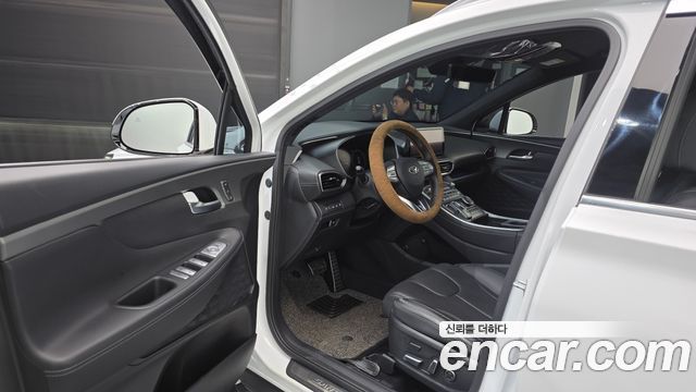 Hyundai Santafe 2023 — photo 11