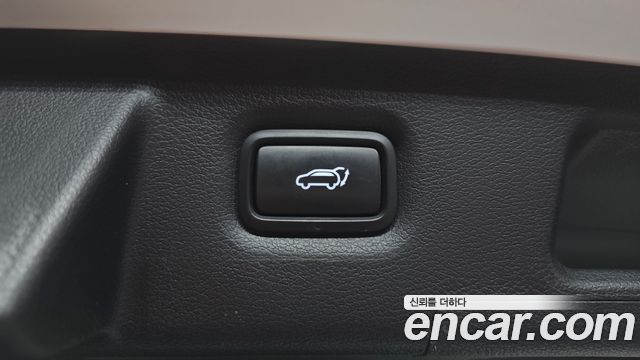 Hyundai Santafe 2023 — photo 20