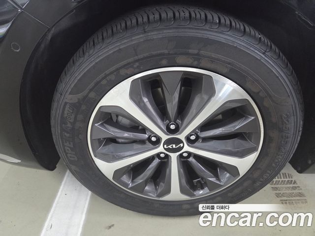 Kia K8 2022 — photo 5