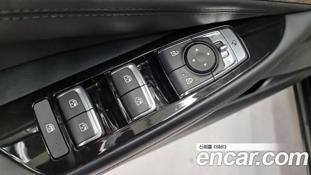 Kia K8 2022 — photo 13