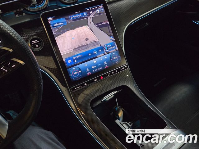 Mercedes-Benz C-Class 2022 — photo 17