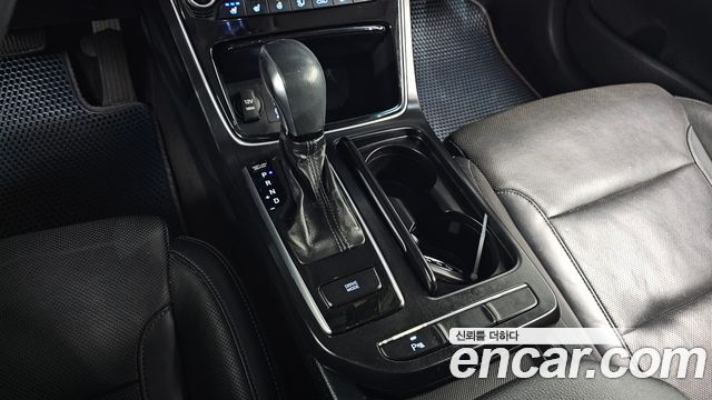 Hyundai Grandeur 2017 — photo 9