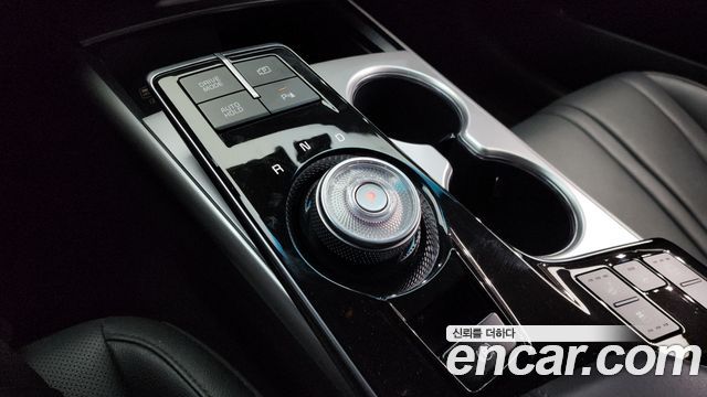 Kia K8 2022 — photo 9