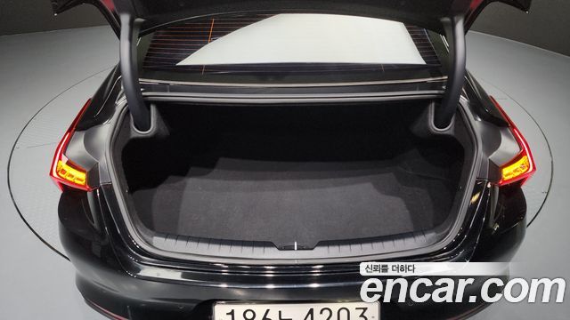 Kia K8 2022 — photo 20