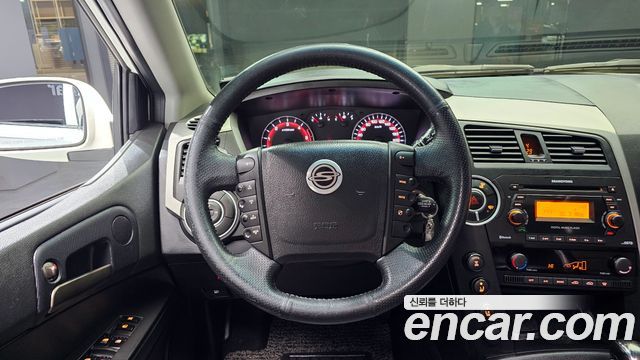 KG Mobility KORANDO 2012 — photo 13