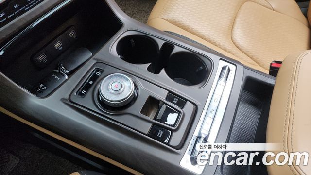 Kia Canival 2022 — photo 9